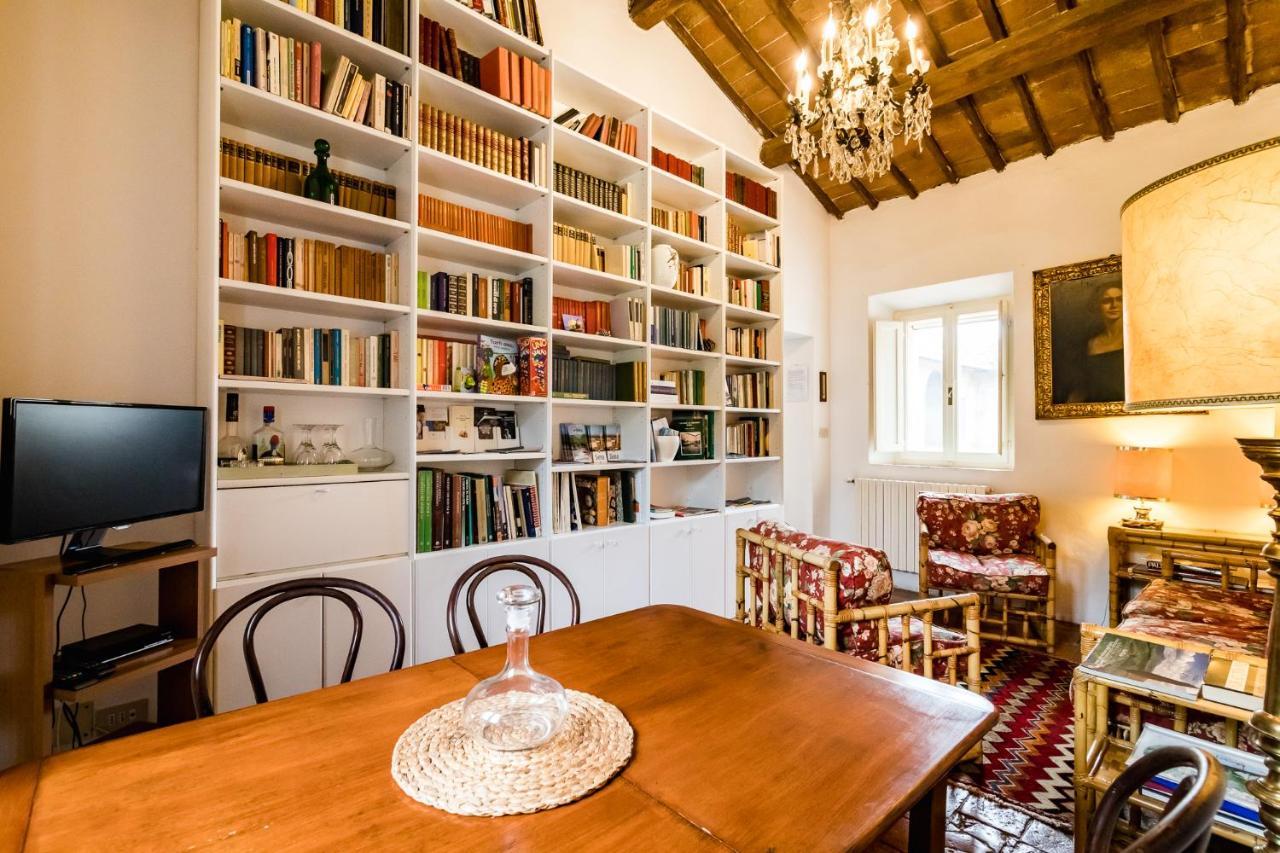 La Locaia Apartment Siena Luaran gambar