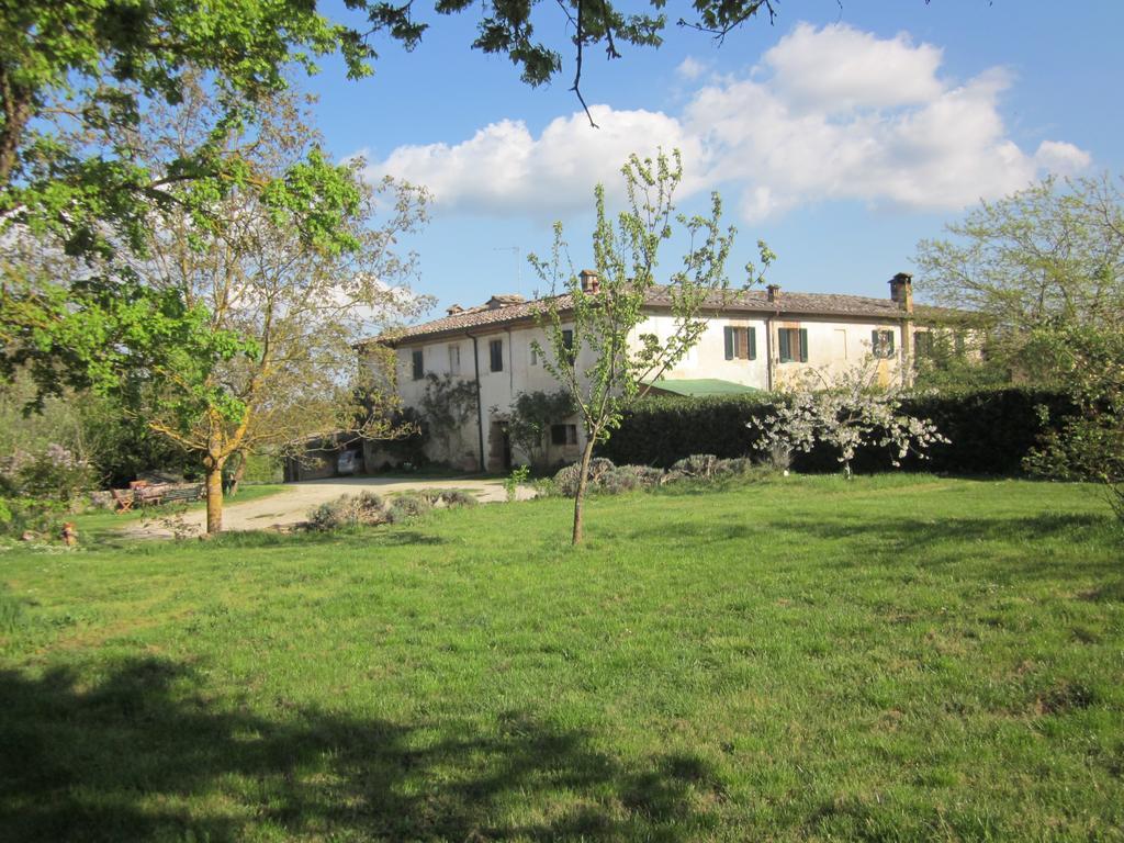 La Locaia Apartment Siena Luaran gambar